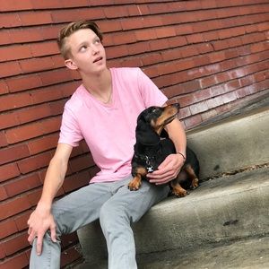 Meet your Posher, Hunter